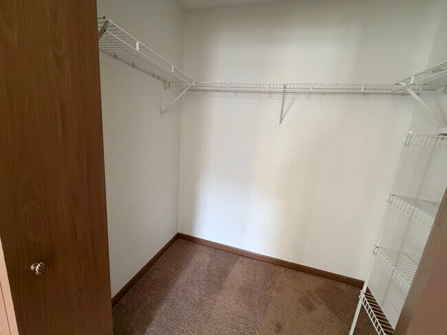 Building Photo - 311 Sheffield Ct