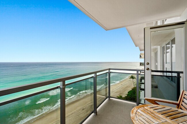 Building Photo - 2066 N Ocean Blvd