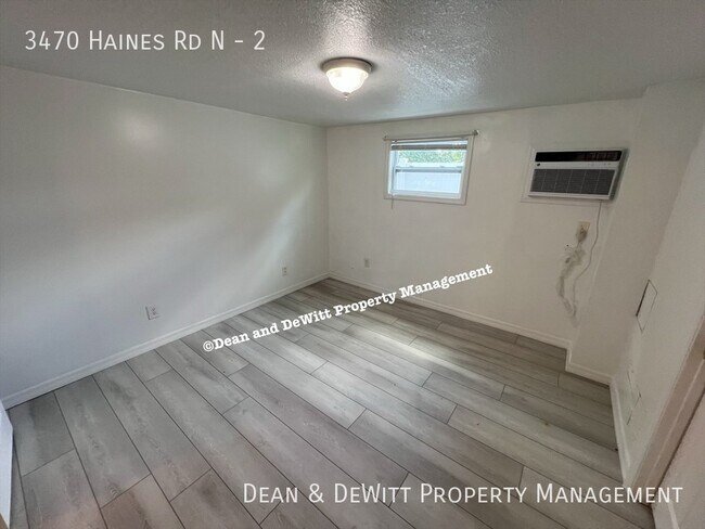 Building Photo - 3470 Haines Rd N