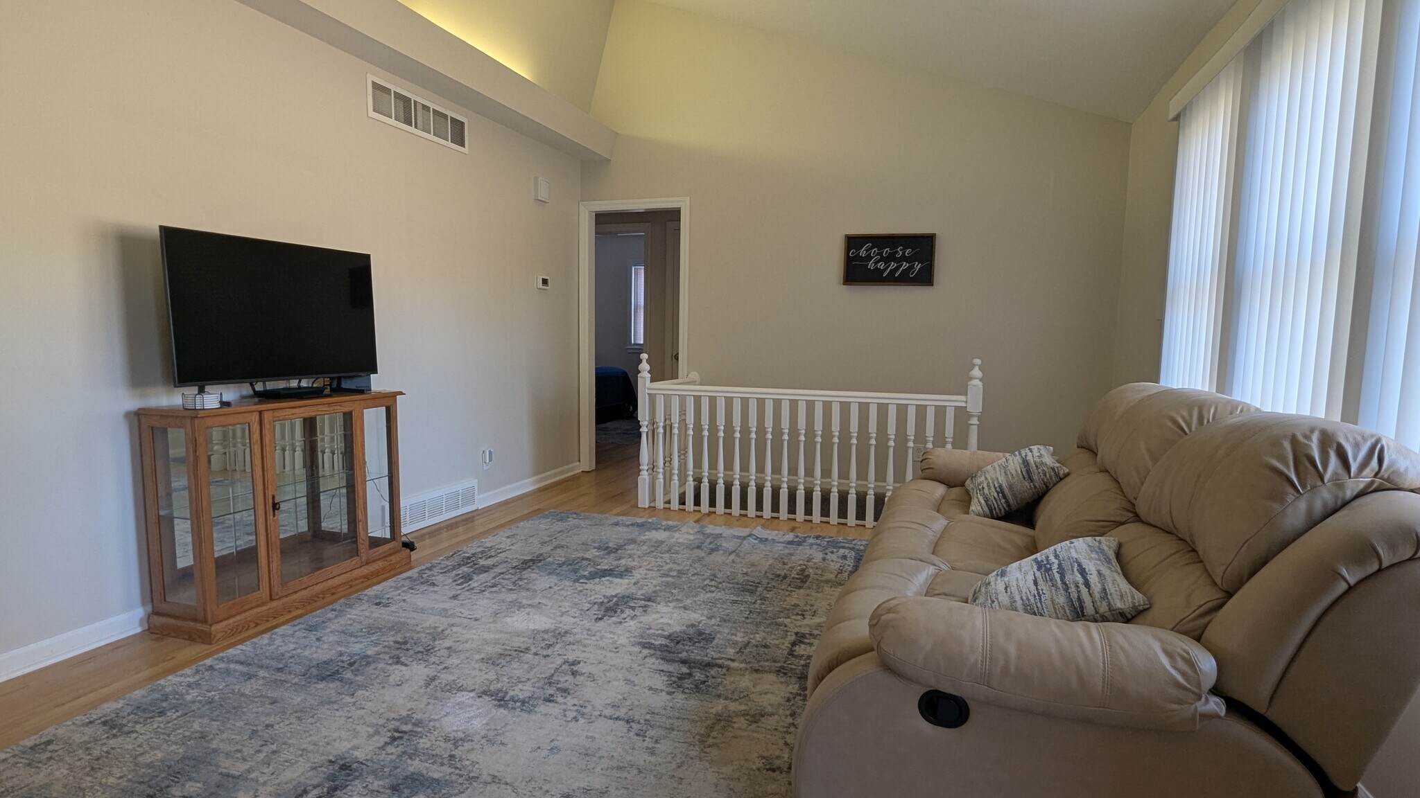 Building Photo - 7512 N Hemple Ave