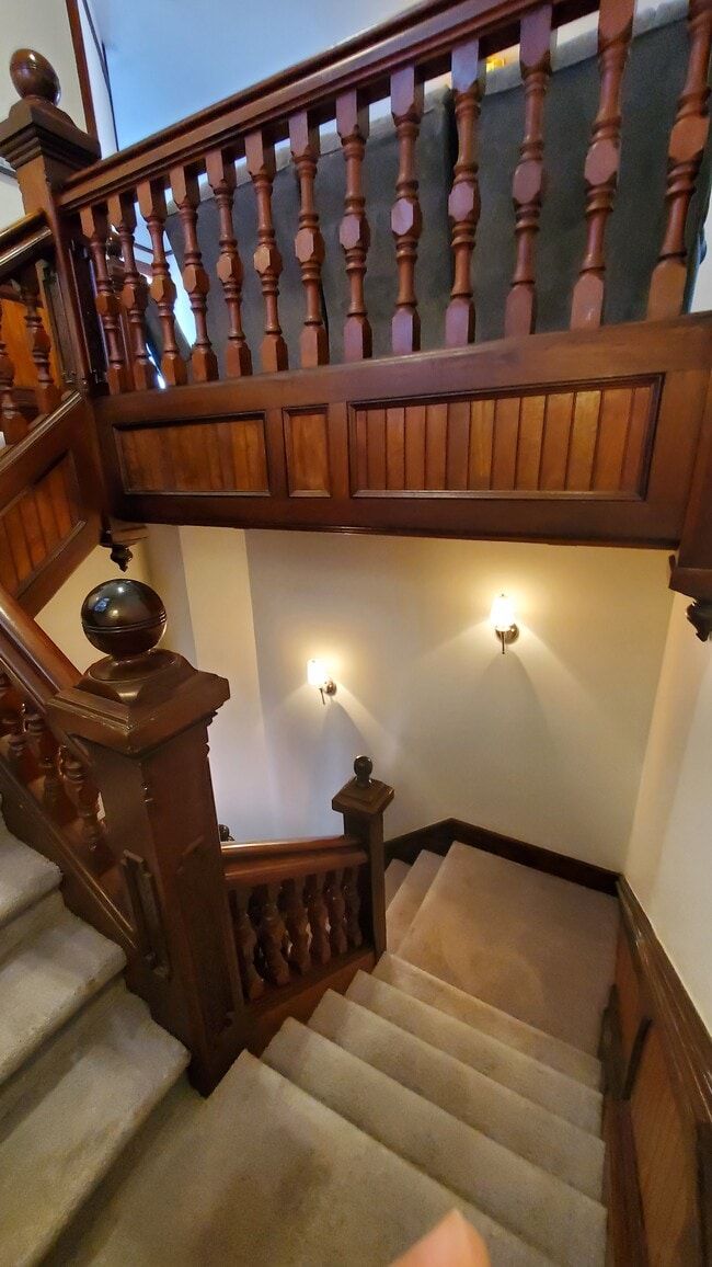 Building Photo - 57 Park St