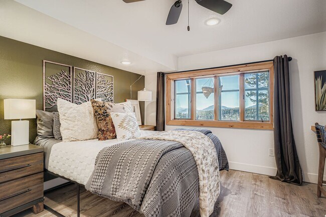 Building Photo - 13203 S Wamblee Valley Rd