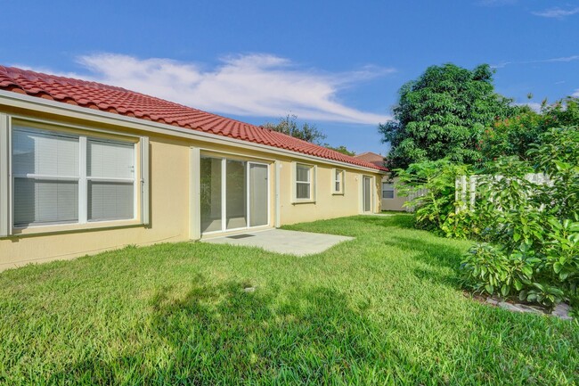 Building Photo - Great Single Family Home in Miramar