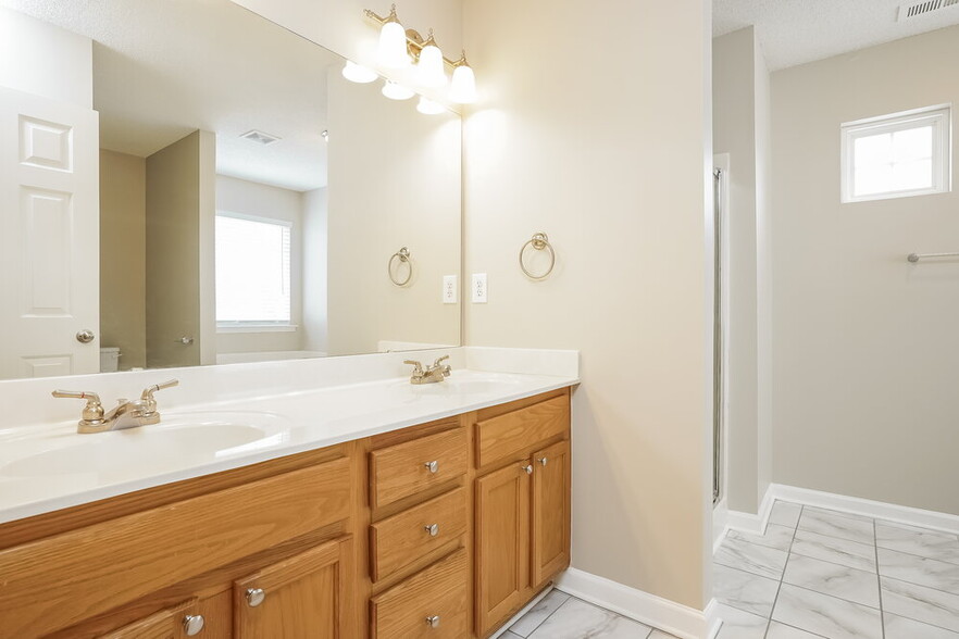 Building Photo - 3508 Futura Ln