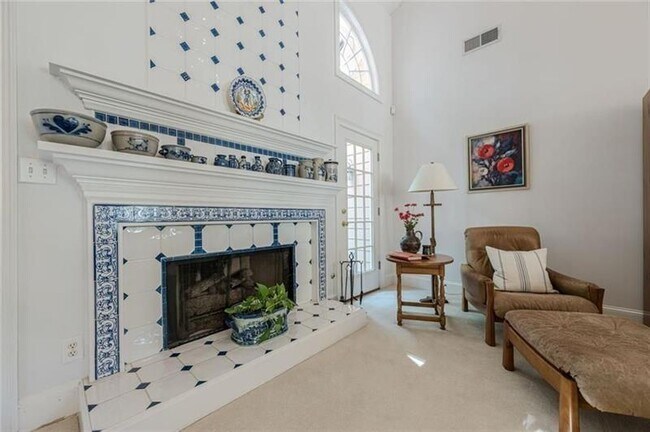 Building Photo - 322 Pebble Trail