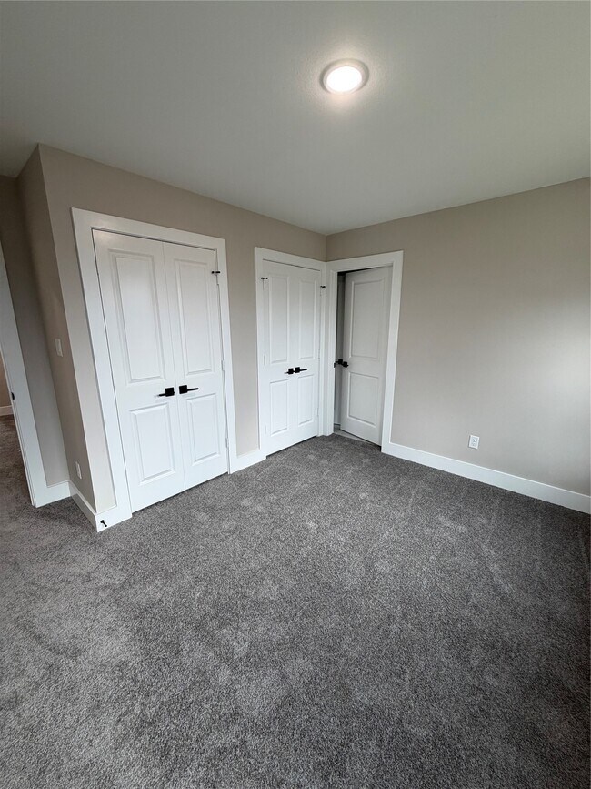 Building Photo - 2619 Piemonte Ave