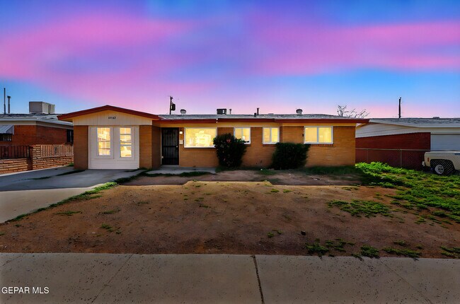 Building Photo - 10060 Kellogg St