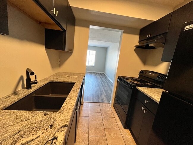 Building Photo - 2630 Crisnic Ct