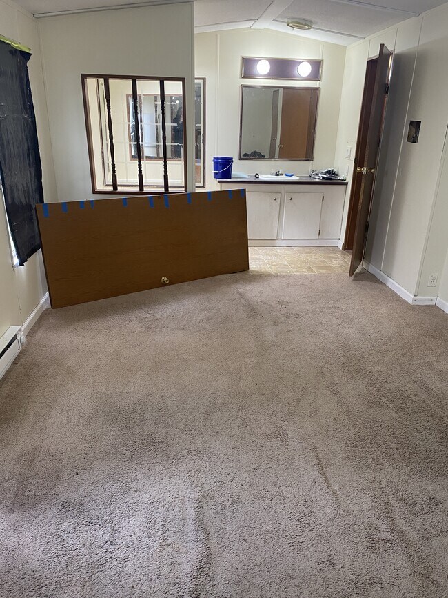 Building Photo - 90 Stowers Ln