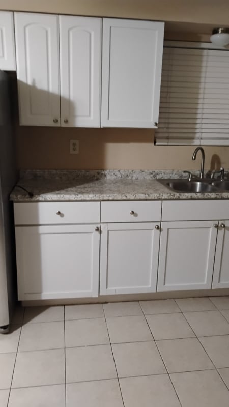 Building Photo - 90 Dover St