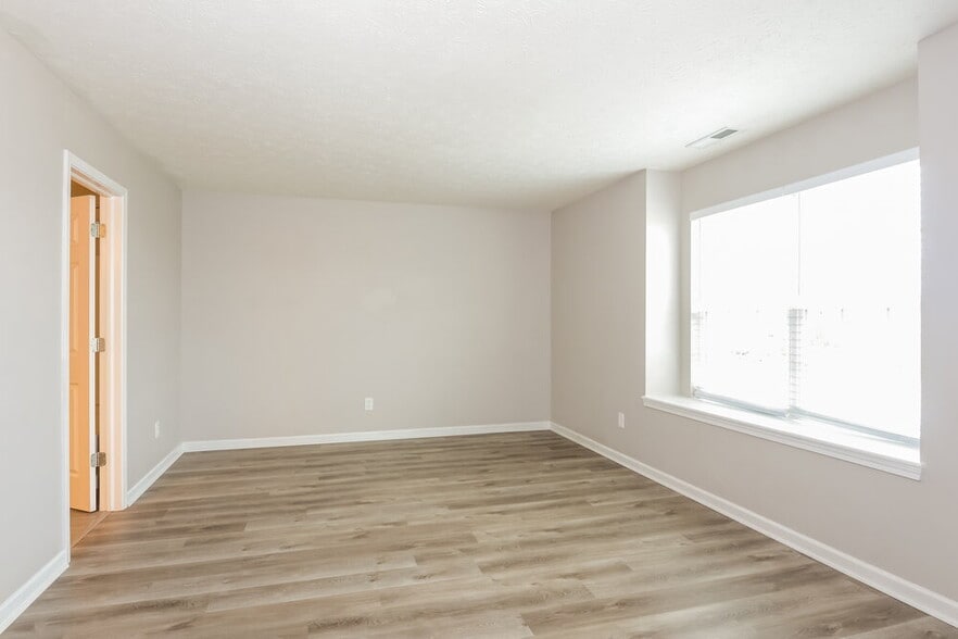 Building Photo - 508 Grassy Bend Dr