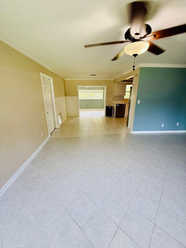 Building Photo - 3/2/1 Rocky Point Home w/Fenced Backyard &...