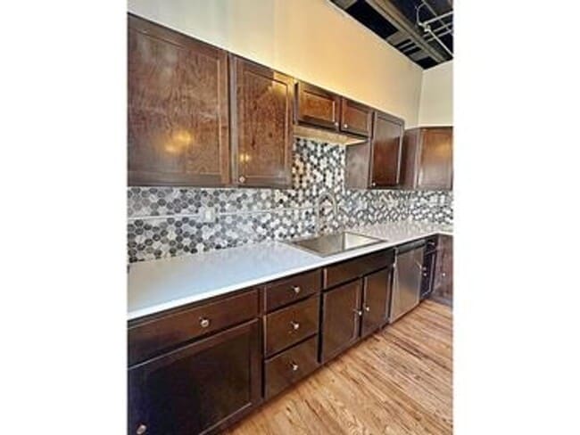 Building Photo - Fitzgerald 1614