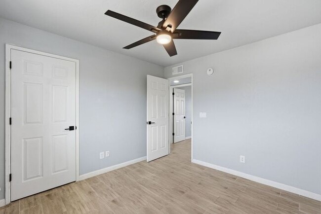 Building Photo - 3455 S Magda Ave