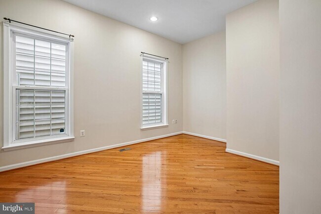 Building Photo - 9063 Galvin Ln