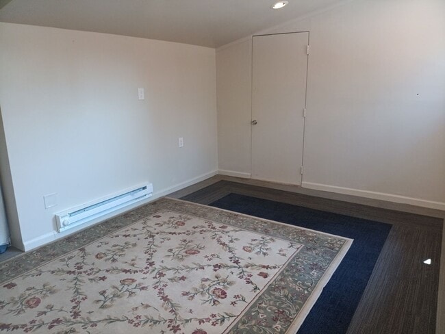 Building Photo - COZY HOME IN THE BEAUTIFUL TOWN OF TIJERAS | Showings available NOW!!
