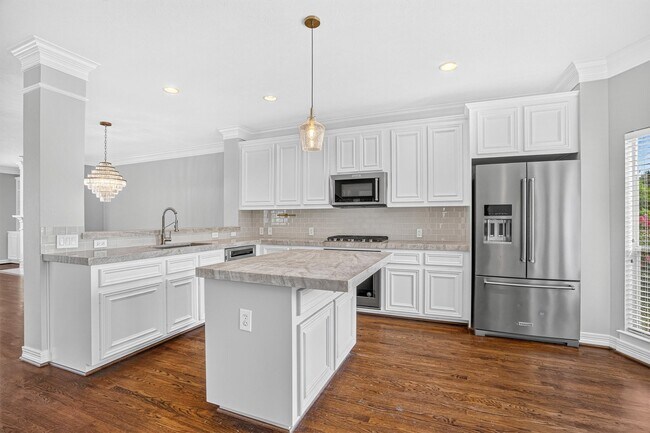 Building Photo - 4107 Woodhead St