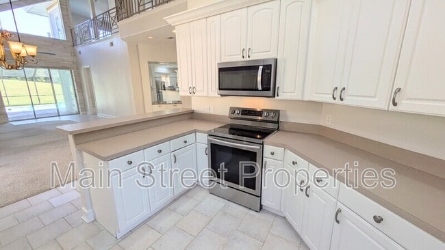 Building Photo - 2083 Downing Dr
