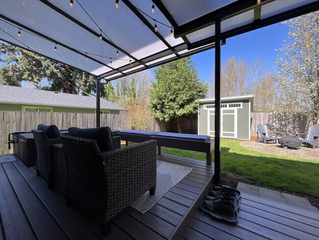 Building Photo - Charming 3BR Home with Fireplace, Bright Open Living Spaces & Loft