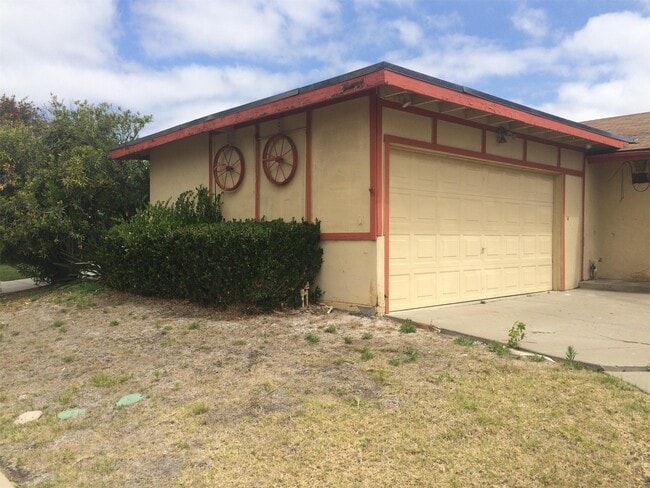 Building Photo - 4546 Murphy Ave