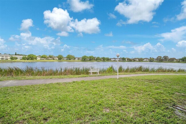 Building Photo - 3437 NW 44th St