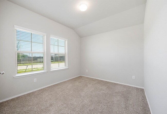 Building Photo - 22810 Panaro River Dr