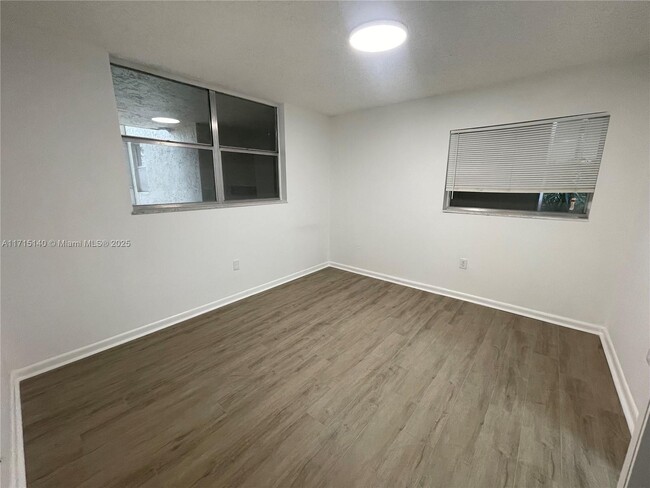 Building Photo - 1810 SW 81st Ave