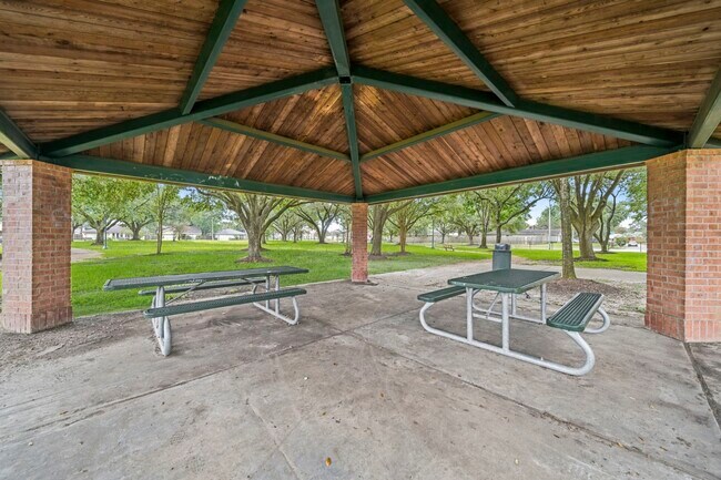 Building Photo - 6910 Paso Del Sol Dr