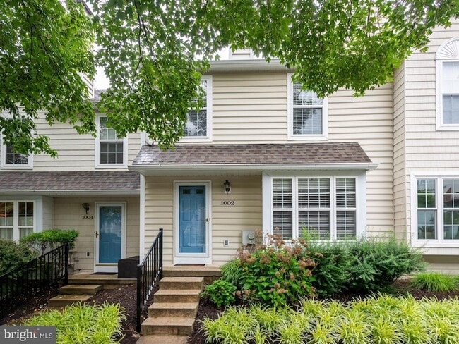 Primary Photo - 1002 Harbour Ridge Ln