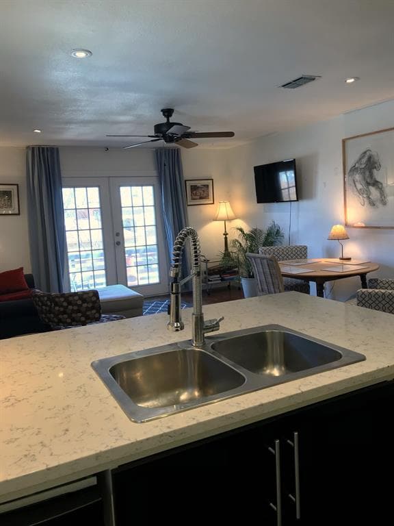 Building Photo - 805 Terrell Hill Dr