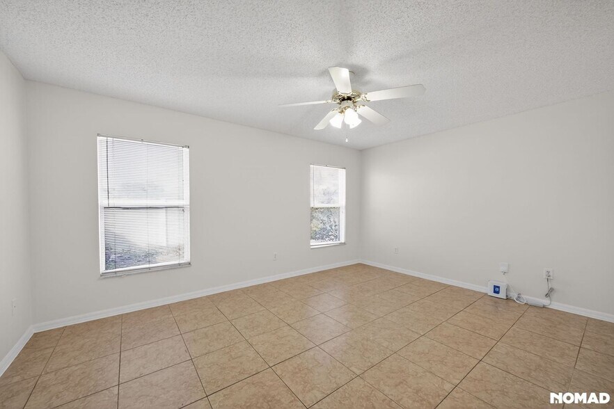 Building Photo - 1281 SW San Esteban Ave