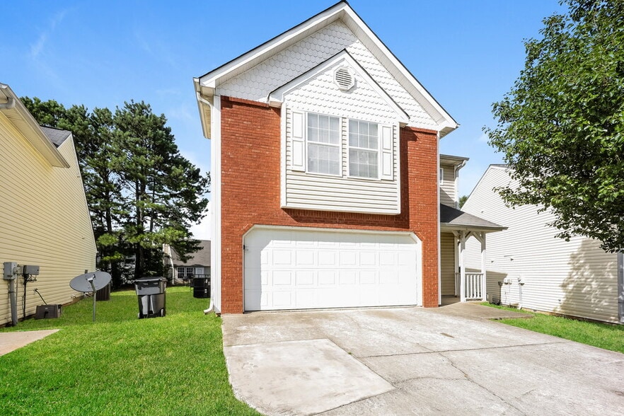 Building Photo - 2222 Tuley Dr