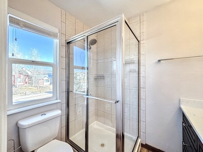 Building Photo - 8240 Lythrum Dr