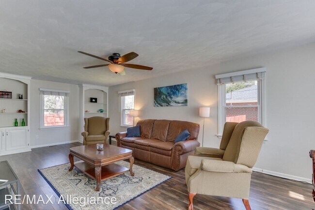 Building Photo - 4 br, 3 bath House - 5916 TAJO AVENUE