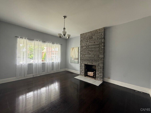 Building Photo - 1515 Oneida St