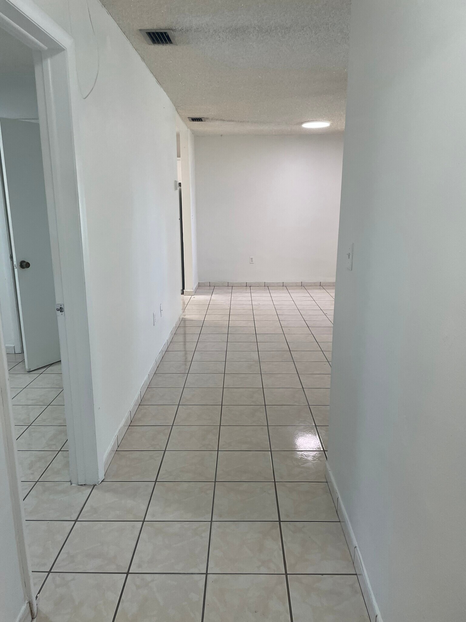 Building Photo - 1993 W 2nd Ave