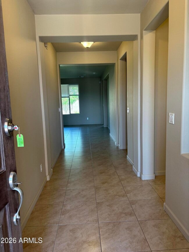 Building Photo - 462 Tin Horn Ln