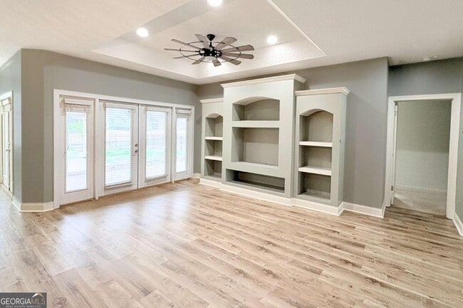 Building Photo - 130 Boatsman Way