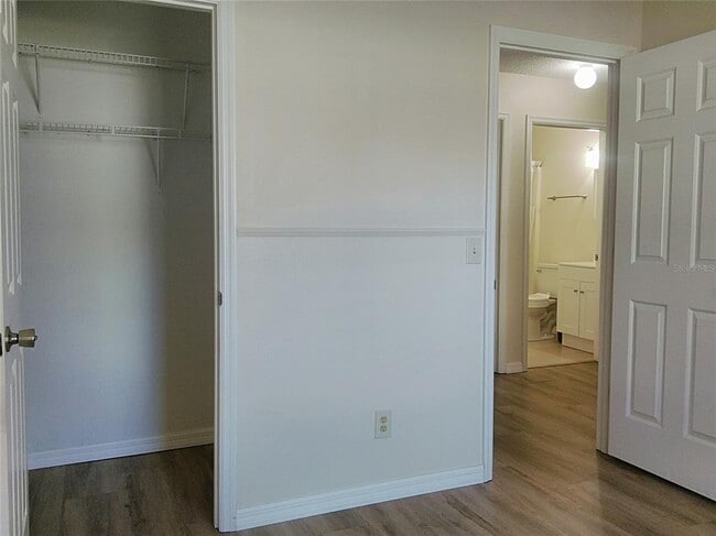 Building Photo - 330 Chestnut Ave