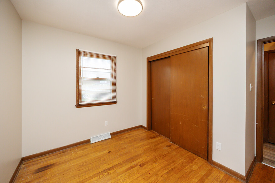 Building Photo - 4704 Valdez Dr