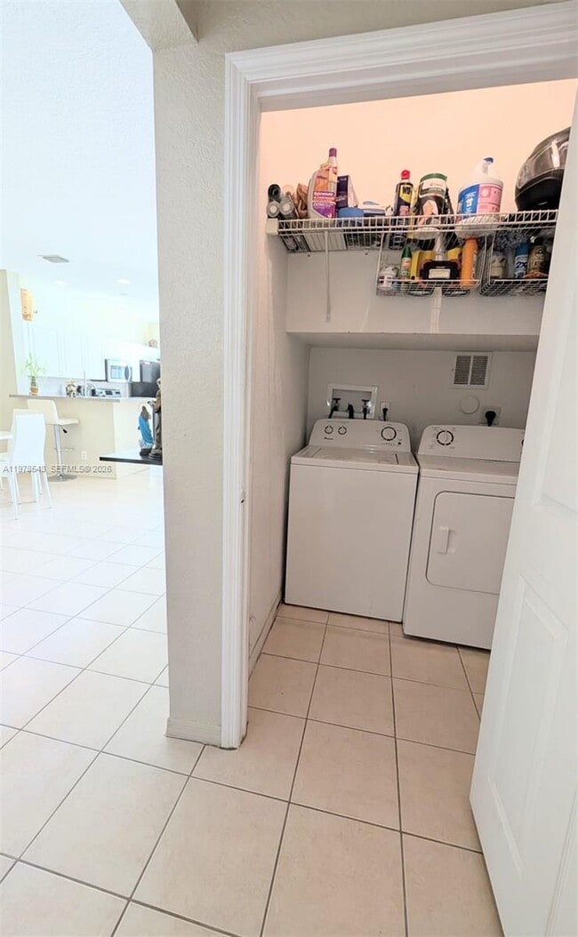 Building Photo - 3930 NW 91st Terrace