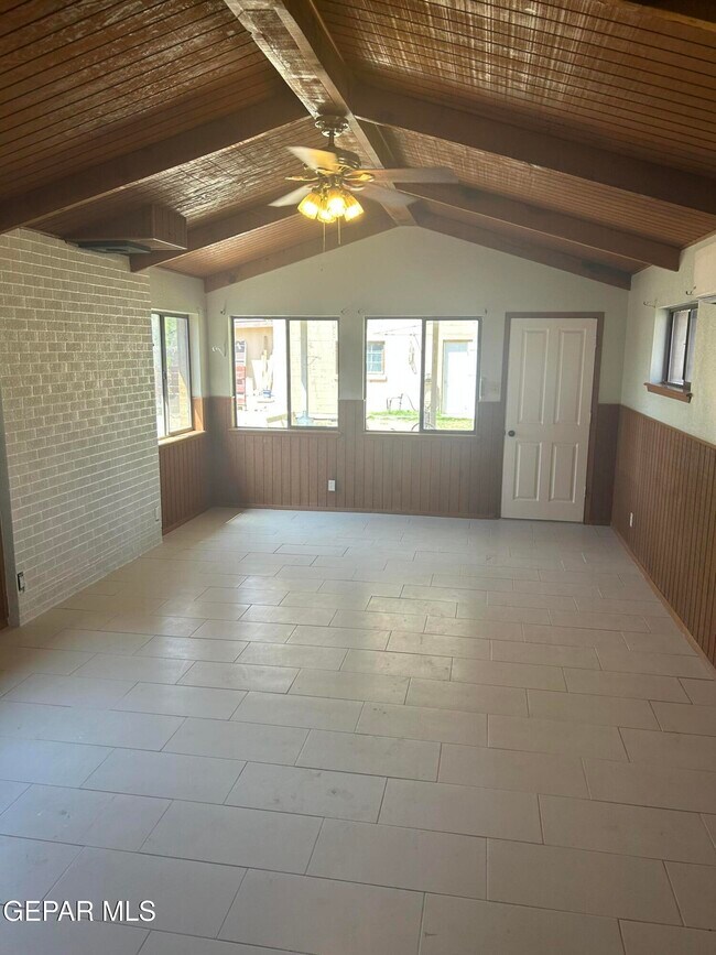 Building Photo - 4331 Emory Rd