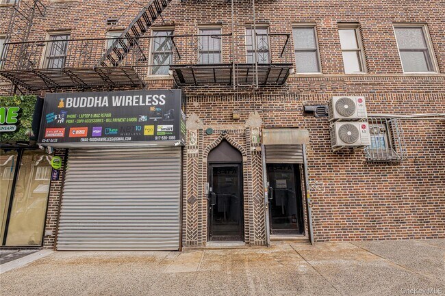 Building Photo - 43-30-47 44th St