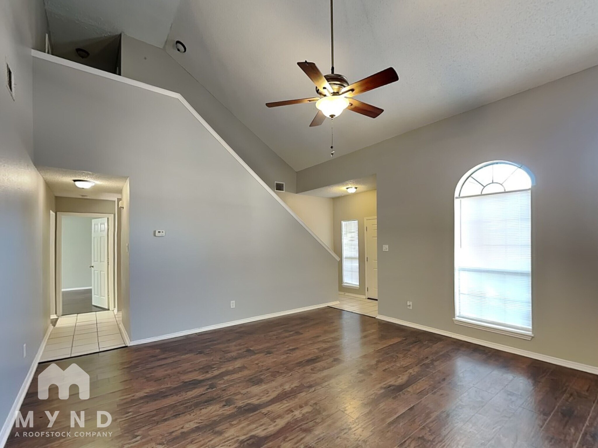 Building Photo - 837 Collins Blvd