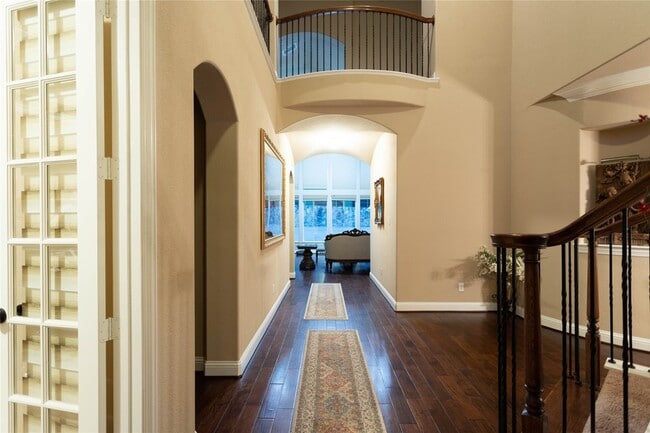 Building Photo - 6425 Academy Ln