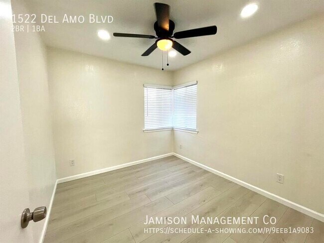 Building Photo - 1522 Del Amo Blvd