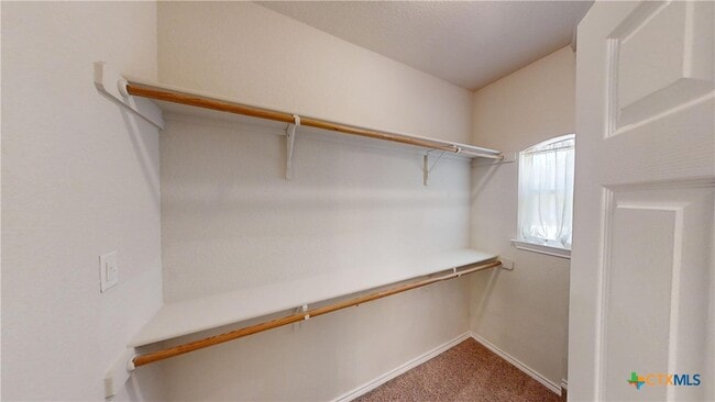 Building Photo - 309 Prospector Trl