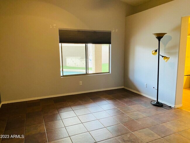 Building Photo - 10759 W Via Del Sol