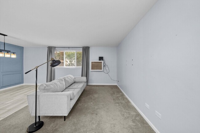 Building Photo - 3241 50th Ct