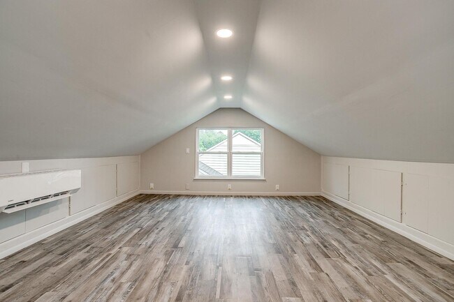 Building Photo - 3624 Winston Rd
